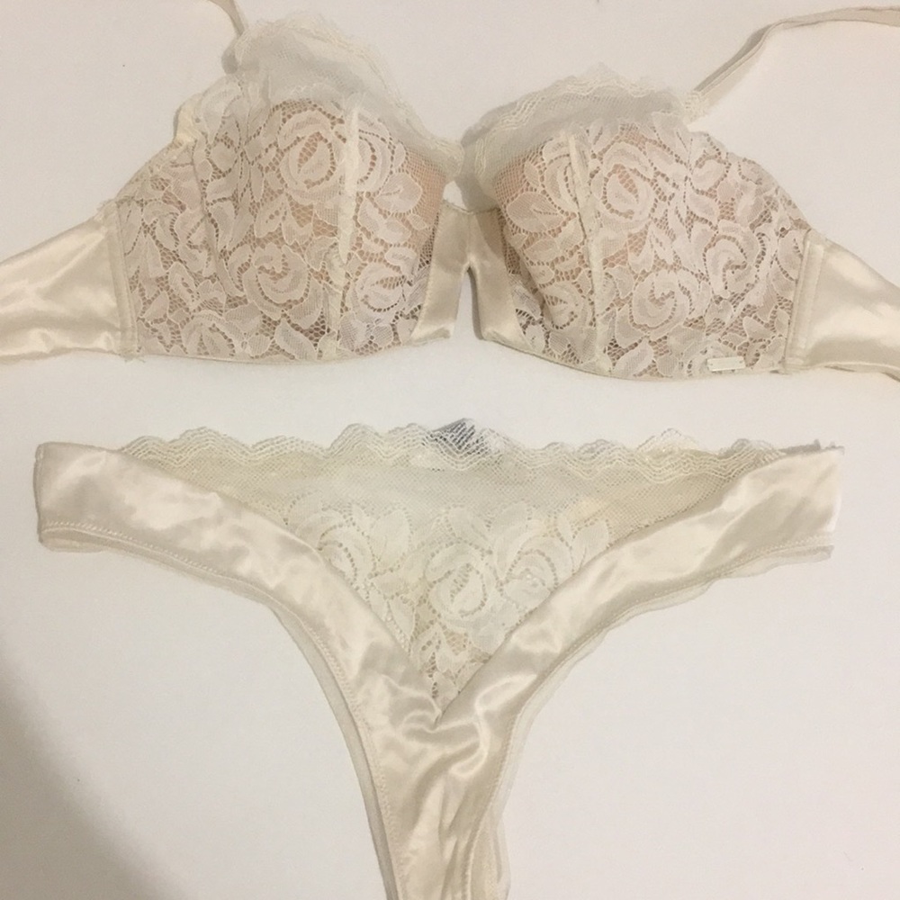 Calvin Klein Lingerie Set